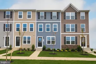 455 Presidents Pointe Ave, Ranson, WV 25438 - Photo 3