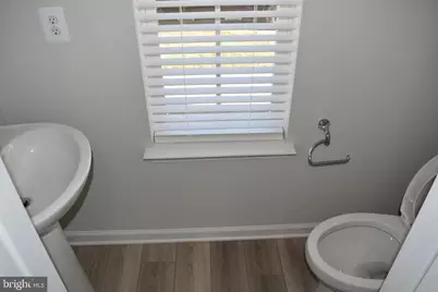 224 Swan Field Avenue, Ranson, WV 25438 - Photo 7