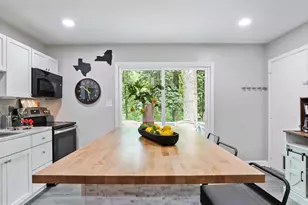 462 Wild Rose Ln, Harpers Ferry, WV 25425 - Photo 5