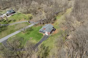 640 Stratford Ln, Charles Town, WV 25414 - Photo 47
