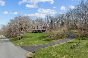 640 Stratford Ln, Charles Town, WV 25414 - Photo 1