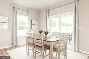 1010 Wallace Way, Ranson, WV 25438 - Photo 9