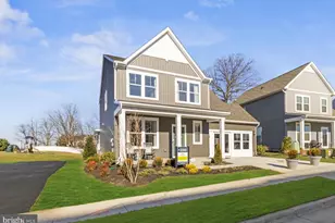 209 Taft Ave, Ranson, WV 25438 - Photo 3