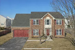 347 Maddex Dr, Shepherdstown, WV 25443 - Photo 1