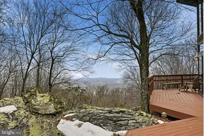 1156 Eagles Nest Lane, Harpers Ferry, WV 25425 - Photo 5