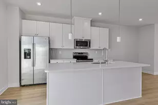 17 Oasis Ave, Ranson, WV 25438 - Photo 11