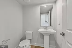 17 Oasis Ave, Ranson, WV 25438 - Photo 5