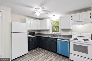 1005 Lower Clubhouse Drive, Harpers Ferry, WV 25425 - Photo 5
