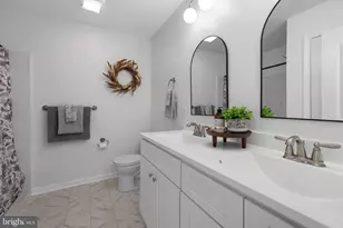 733 Red Bird Ln, Harpers Ferry, WV 25425 - Photo 17