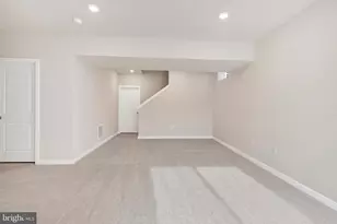 554 Mountain Laurel Blvd, Ranson, WV 25438 - Photo 25