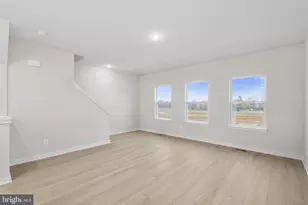 124 Monroe Ave, Ranson, WV 25438 - Photo 11