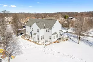 23 Green Meadow Cir, Shepherdstown, WV 25443 - Photo 3