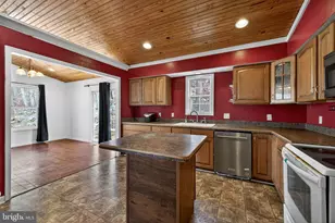 1194 Valley View Rd, Harpers Ferry, WV 25425 - Photo 15