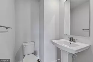 9 Oasis Ave, Ranson, WV 25438 - Photo 7