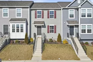 621 Lord Fairfax St, Charles Town, WV 25414 - Photo 1