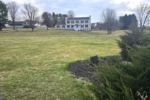 30 Green Valley Dr, Charles Town, WV 25414 - Photo 5