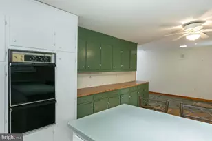35 Grant Rd, Charles Town, WV 25414 - Photo 21