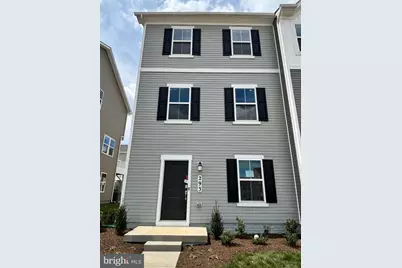 293 Mineral Springs Rd, Ranson, WV 25438 - Photo 1