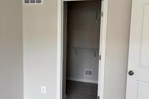 293 Mineral Springs Rd, Ranson, WV 25438 - Photo 9