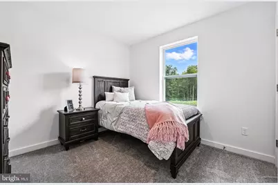 239 Monroe Avenue, Ranson, WV 25438 - Photo 7