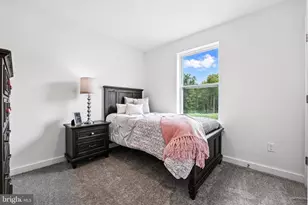 239 Monroe Ave, Ranson, WV 25438 - Photo 7