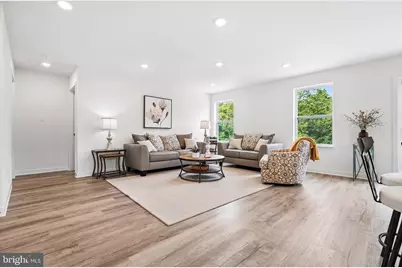 239 Monroe Avenue, Ranson, WV 25438 - Photo 5