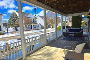 203 Bullskin St, Charles Town, WV 25414 - Photo 3