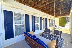 203 Bullskin St, Charles Town, WV 25414 - Photo 5