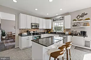 118 Carriage Dr, Harpers Ferry, WV 25425 - Photo 21