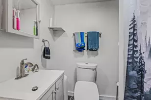 309 W Liberty St, Charles Town, WV 25414 - Photo 15