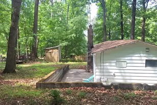 178 Huckleberry Ln, Harpers Ferry, WV 25425 - Photo 3