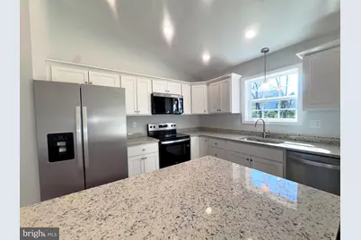 375 Burns Street, Ranson, WV 25438 - Photo 3