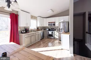 378 Cedar Creek Dr, Harpers Ferry, WV 25425 - Photo 9