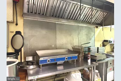 132 Washington Street W, Charles Town, WV 25414 - Photo 3