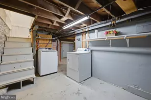 329 N Mildred St, Charles Town, WV 25414 - Photo 35