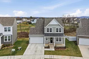 421 National St, Ranson, WV 25438 - Photo 1