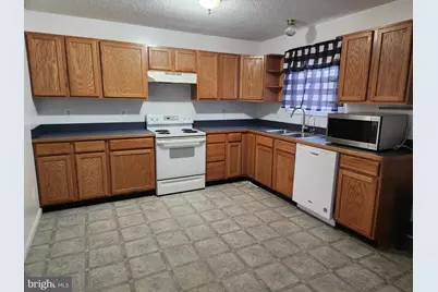 513 E 11th Avenue, Ranson, WV 25438 - Photo 3