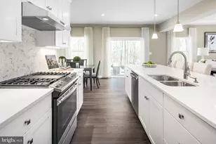 1515 Wallace Blvd, Ranson, WV 25438 - Photo 9