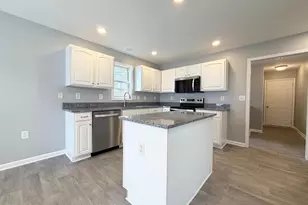 90 Peter Rabbit Dr, Ranson, WV 25438 - Photo 13