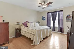 128 Sparkling Brook Rd, Ranson, WV 25438 - Photo 23