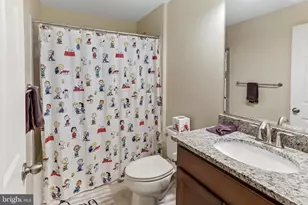 128 Sparkling Brook Rd, Ranson, WV 25438 - Photo 31