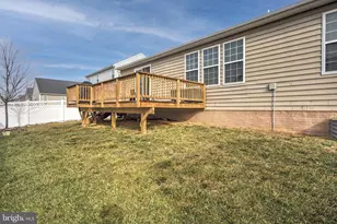 128 Sparkling Brook Rd, Ranson, WV 25438 - Photo 47