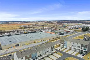 135 Presidents Pointe Ave, Ranson, WV 25438 - Photo 39