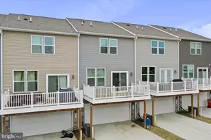 135 Presidents Pointe Ave, Ranson, WV 25438 - Photo 33