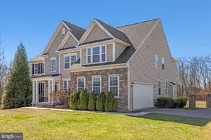 898 Declaration Dr, Charles Town, WV 25414 - Photo 3