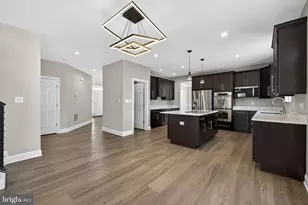 898 Declaration Dr, Charles Town, WV 25414 - Photo 39