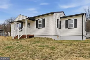 235 Spring St, Harpers Ferry, WV 25425 - Photo 5