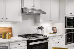 1737 Destrier St, Ranson, WV 25438 - Photo 5