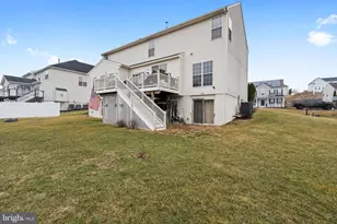 230 Summer Grove Dr, Kearneysville, WV 25430 - Photo 5