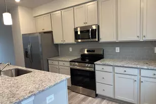 1260 Red Clover Ln, Ranson, WV 25438 - Photo 11